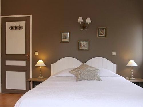 Guest House Maison Iratzean Ascain Bagian luar foto